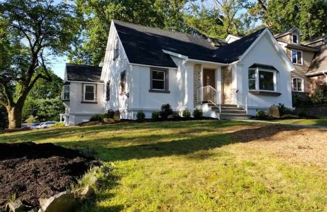 80 Lexington Avenue - 80 Lexington Avenue, Cresskill, NJ 07626