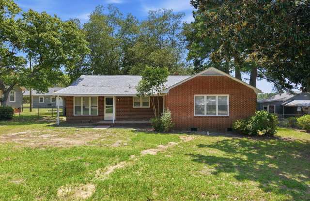 1305 Erwin Road Gallery 1