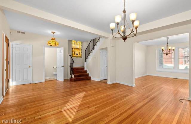 6127 Washington Boulevard - 6127 Washington Boulevard, St. Louis, MO 63112