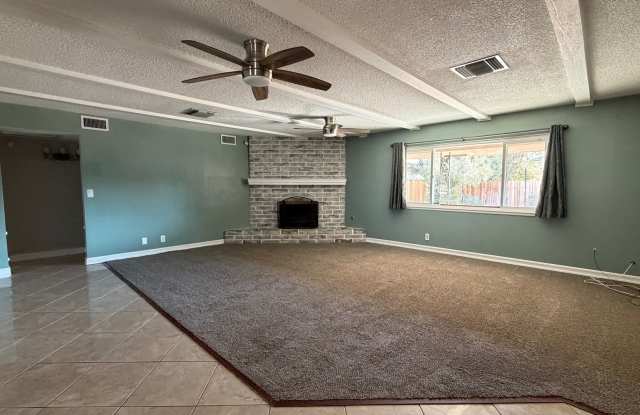 218 S Primrose Street Gallery 4