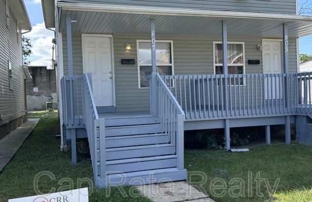 807 E 2nd Ave photos photos