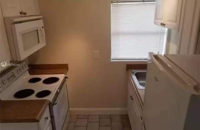 6012 Southwest 38th Street - 6012 Southwest 38th Street, Miramar, FL 33023