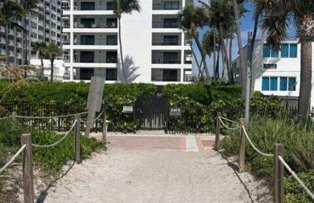 5415 COLLINS Avenue Gallery 2