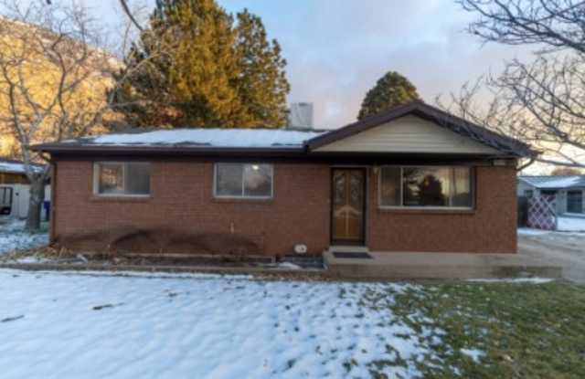 1823 East 21st Street photos photos