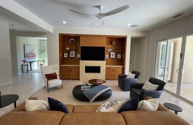 81943 Prism Drive Gallery 3