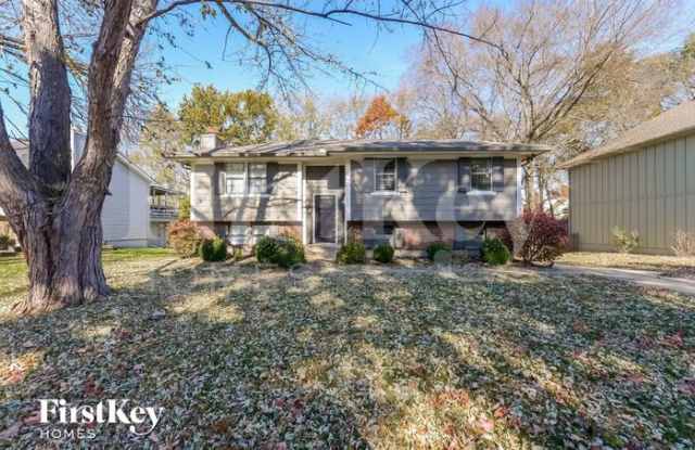 1018 Northeast Trailwood Drive - 1018 Northeast Trailwood Drive, Lee's Summit, MO 64086 1018 Northeast Trailwood Drive - 1018 Northeast Trailwood Drive, Lee's Summit, MO 64086