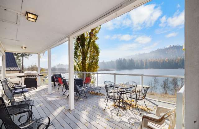 Cabin on the Lake!! Fully furnished 5-bedroom home on Sacheen Lake. photos photos