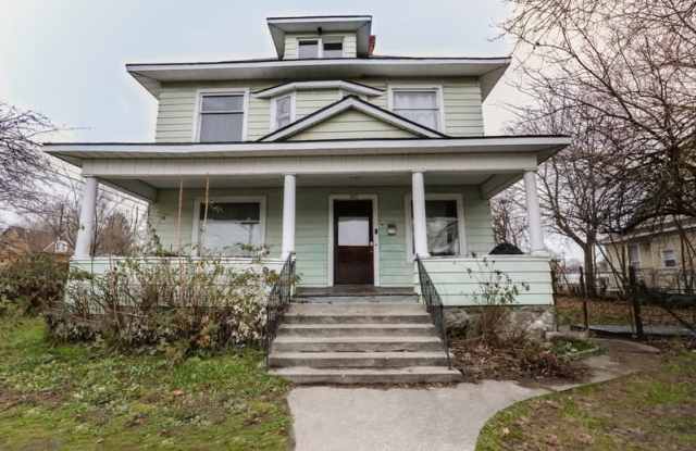 803 East Nora Avenue photos photos