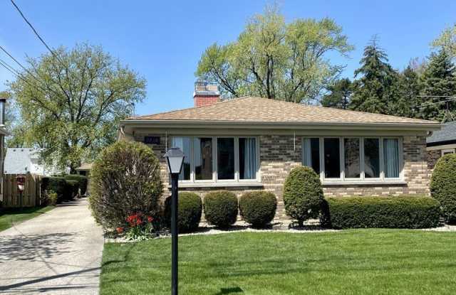 2242 Eastview Drive photos photos 2242 Eastview Drive photos photos