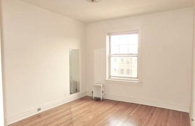 1051 West North Shore Gallery 3