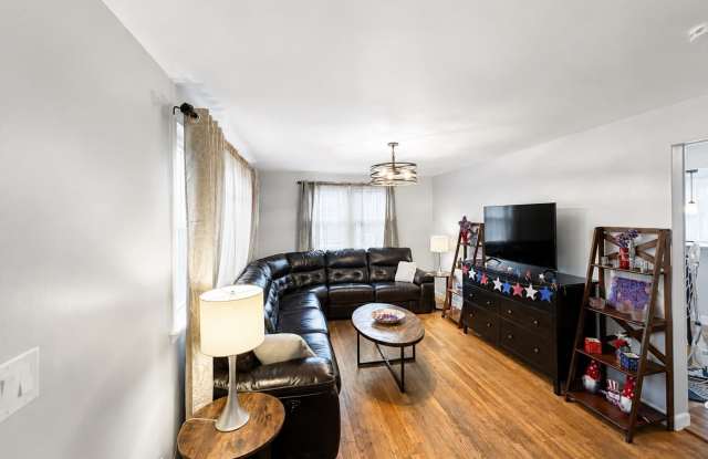 707 N Main St photos photos 707 N Main St photos photos