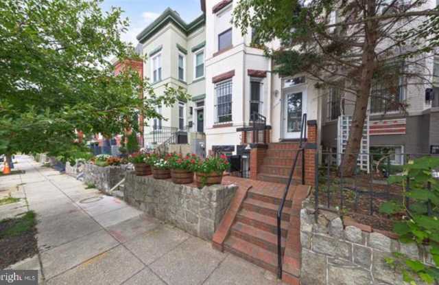 3633 11TH ST NW #A Gallery 2