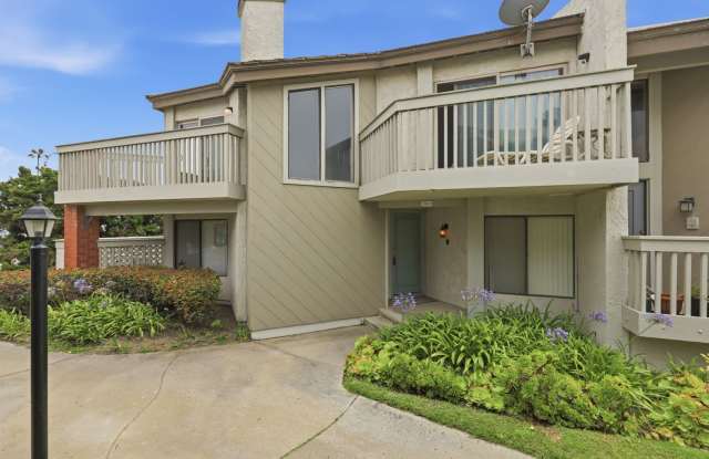 FOR LEASE - 2+2 Condo over looking the Channel Islands Harbor w/lots of Amenities Gallery 1