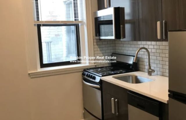 19 Peterborough St Apt 21C - 19 Peterborough Street, Boston, MA 02215