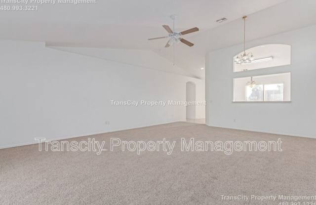 2021 S Rennick Drive Gallery 3