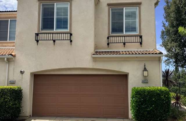 3 Bedroom Town home for rent in South Temecula photos photos
