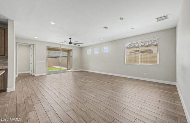Gorgeous 5 bed/3 bath home in the sought-after Eastmark subdivision in Mesa Gallery 3