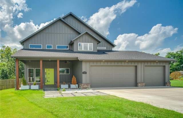 612  S 58th  CT photos photos