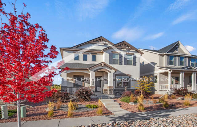 Elegant 3-Bed, 2.5-Bath Home with AC, 2-Car Garage, and Private Yard in Renaissance at Indigo Ranch - 7534 Bandana Way, Colorado Springs, CO 80923