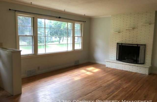 6009 Rhode Island Avenue N. Gallery 3