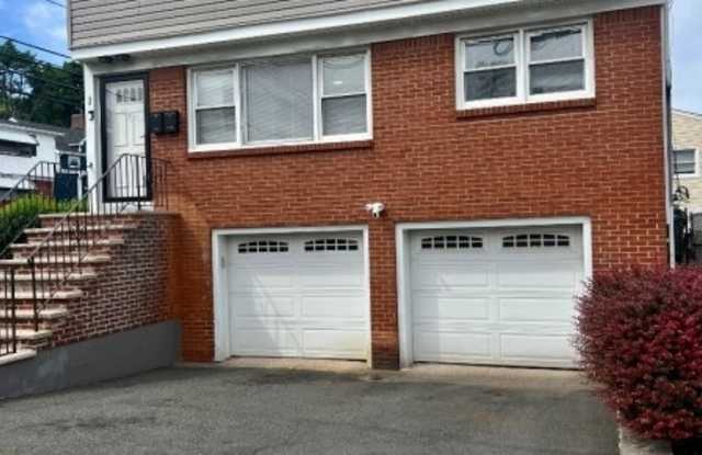 1 Crescent Ct - 1 Crescent Court, Newark, NJ 07106
