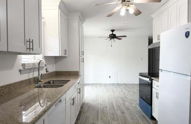 304 Guidry Road Gallery 3