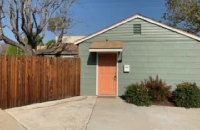 304 S Glendora Avenue - 304 South Glendora Avenue, Glendora, CA 91741