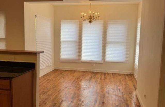 106 N Hamlin Avenue unit: A1 Gallery 3