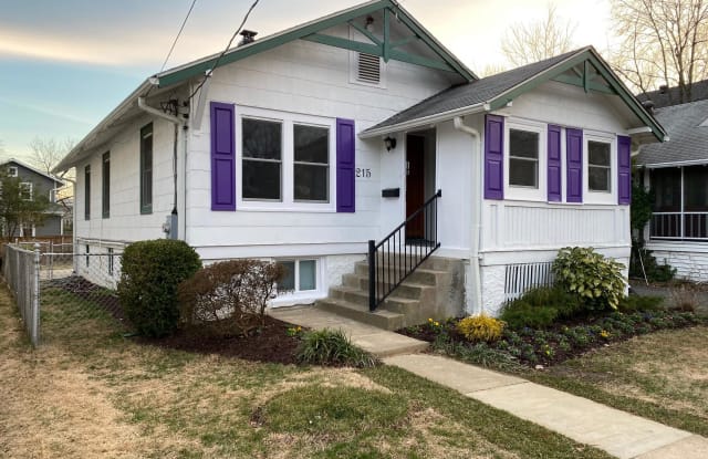 215 E HOWELL AVENUE - 215 East Howell Avenue, Alexandria, VA 22301