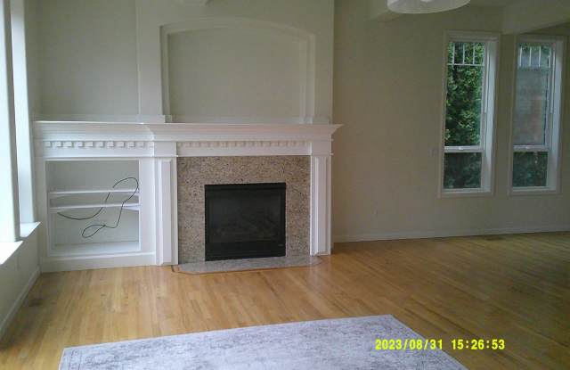 4967 NW Lavender--Suncrest Subdivision *$500 OFF 1st full month Gallery 4