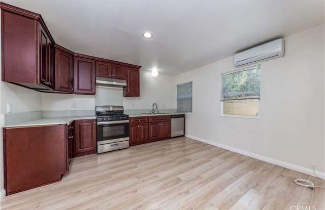 14555 Hunter Lane - 14555 Hunter Lane, Midway City, CA 92655