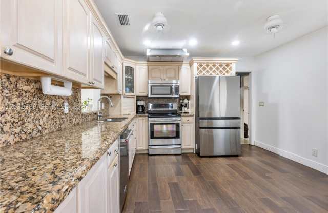 19323 Carolina Cir Gallery 4