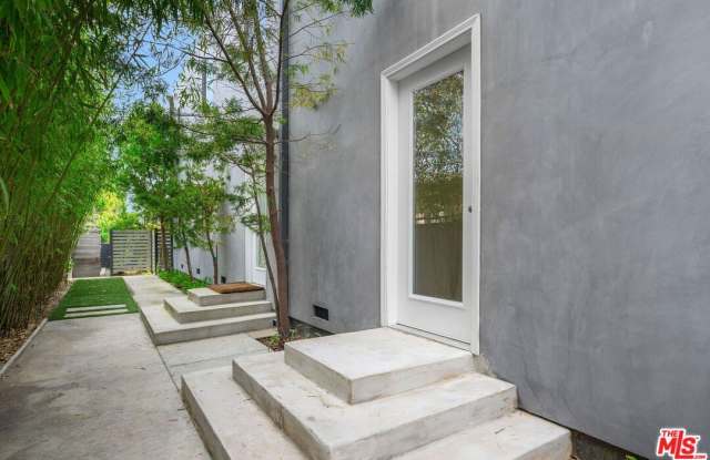 653 Sunset Ave photos photos