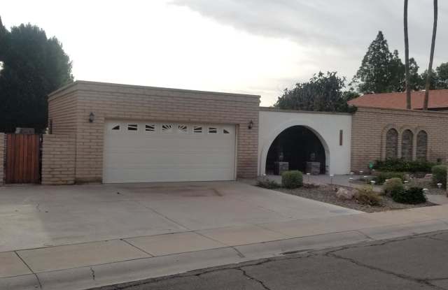 5509 S WAVERLY Way - 5509 South Waverly Way, Tempe, AZ 85283