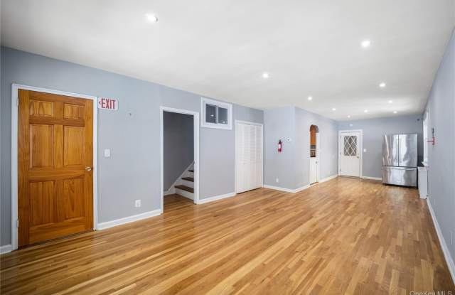 4225 Wilder Avenue Gallery 1