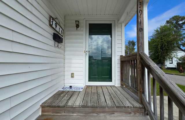 **$250 OFF First Month's RENT** In the Heart of Hope Mills! Gallery 3