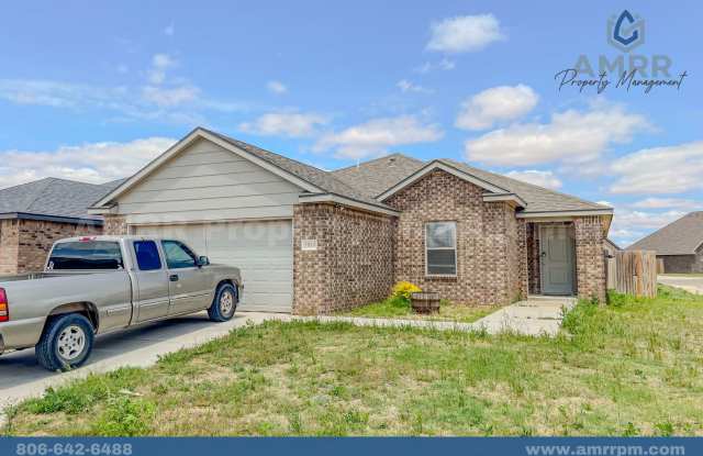 Spacious 4 Bedroom Available Now! photos photos