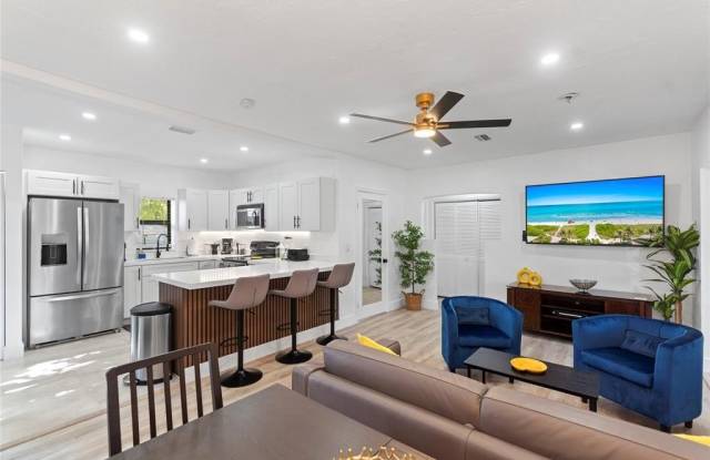 719 NE 36th St photos photos 719 NE 36th St photos photos