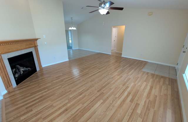1048 S Brookfield Dr Gallery 3