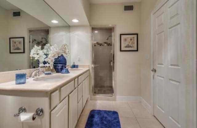 14355 Memorial Dr Gallery 3