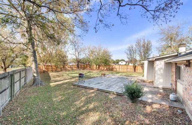 FALL 2026 PRE-LEASE! Amazing Location for this 3 Bed, 2 Bath! - 1419 Holik Drive, College Station, TX 77840