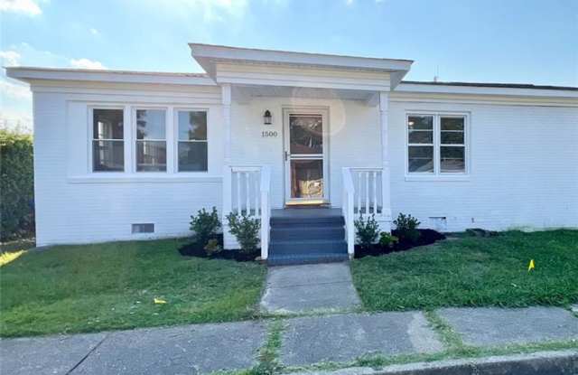 1500 Wool Avenue photos photos