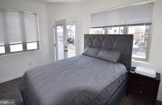 117 W GIRARD Avenue unit: 2 photos photos 117 W GIRARD Avenue unit: 2 photos photos