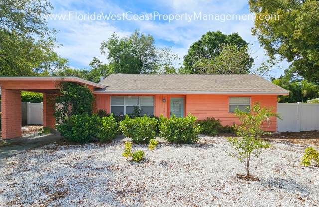 LOVELY FURNISHED 3 BED/1 BATH ALL TILE HOME! MOMENTS TO DOWNTOWN SARASOTA - 2738 Martin Street, Sarasota, FL 34237