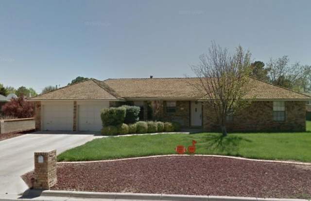 Spacious Single Level Three Bedroom Home photos photos Spacious Single Level Three Bedroom Home photos photos