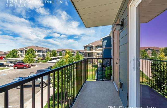 122 E Calbourne Ln Gallery 2