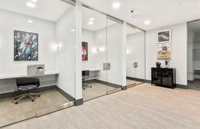 The Hendry Gallery 4