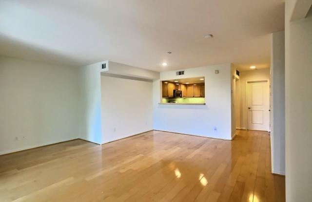 2 Bedroom Townhouse in Southwest San Jose with Garage photos photos