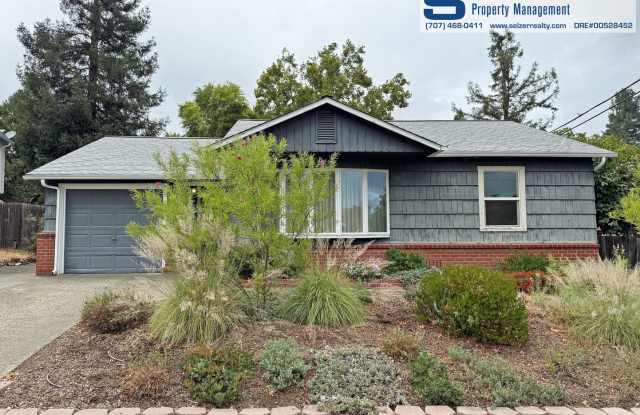Cozy 3 bd. westside home w/ big yard located near schools, shopping,  downtown! photos photos