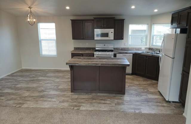 415 North Akers Rd #17 photos photos